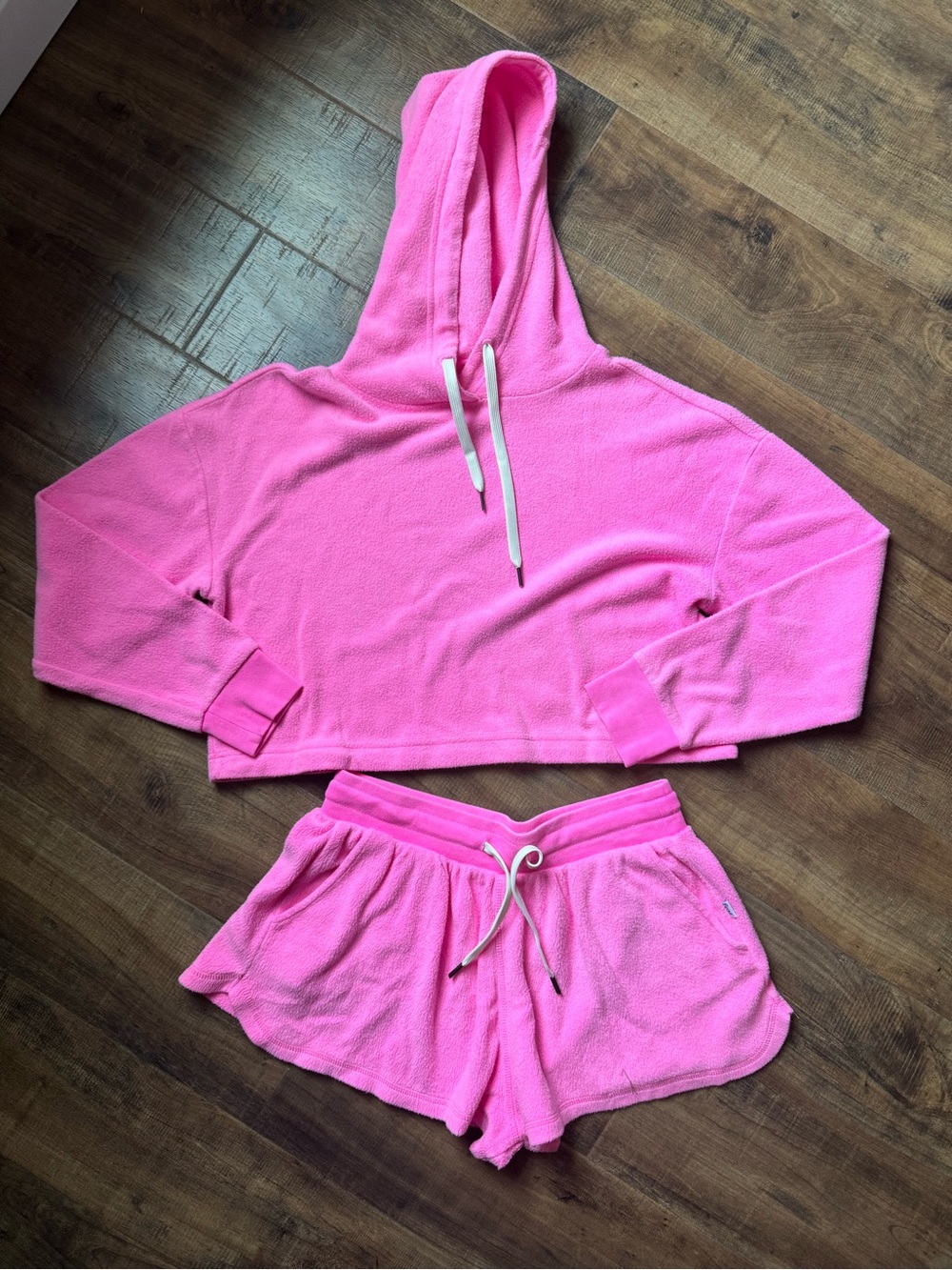 Feat Short Set